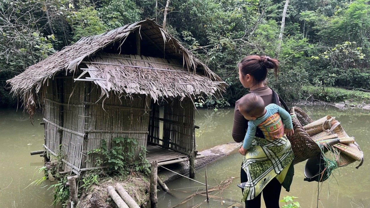 From Survival to a Home &ndash; A Single Mother Rebuilds a Forgotten Hut by an Abandoned Pond