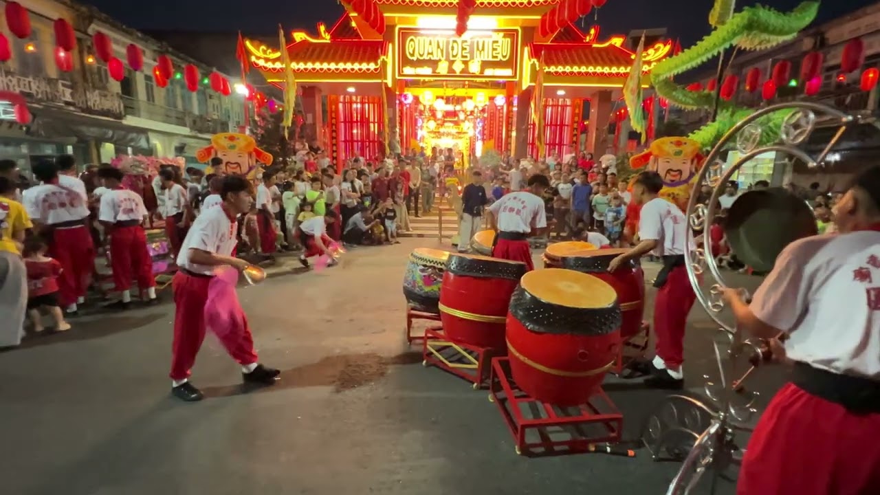 ngày 11 tháng 2, 2026