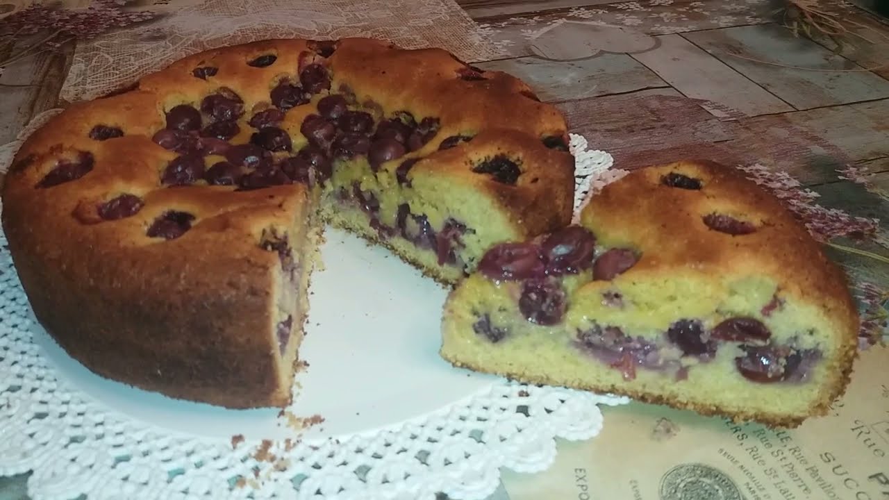 TORTA BERTOLINA CON UVA FRAGOLA