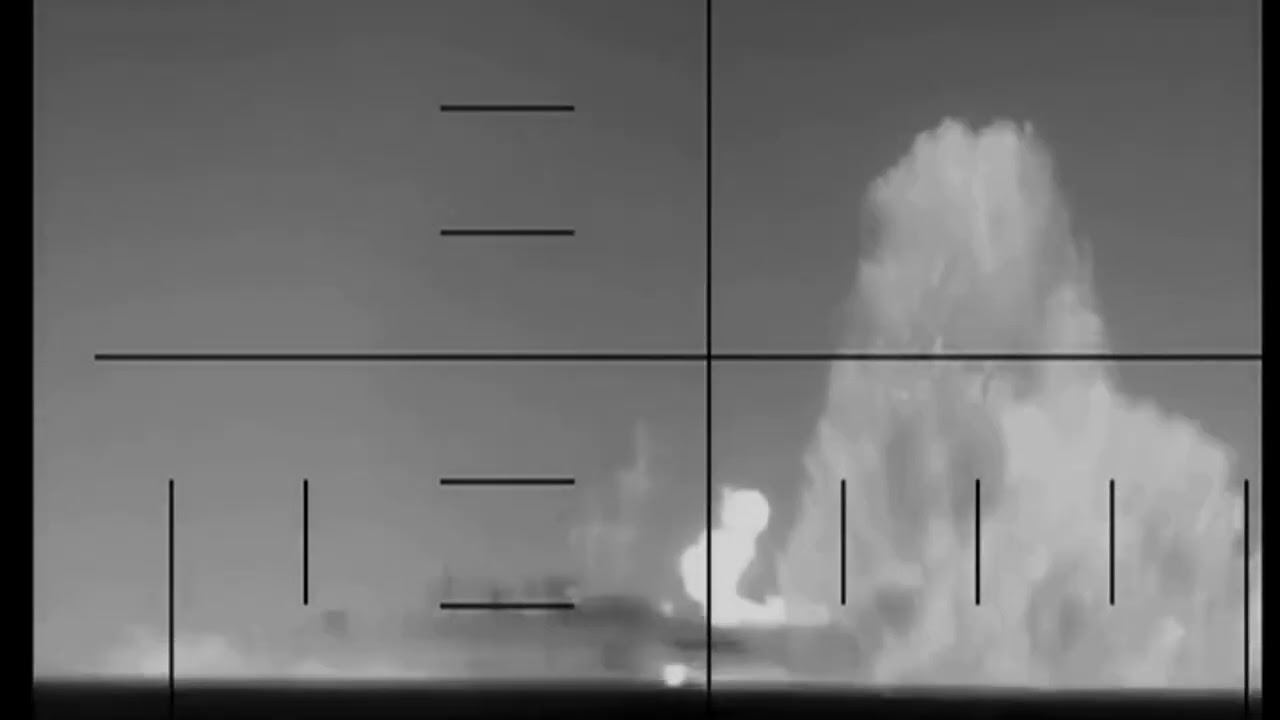 WATCH: U.S. Submarine Torpedoes Iranian Navy Frigate IRIS Dana Off Sri Lanka Coast #iran 