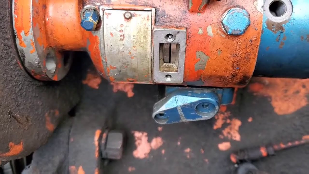 Регулировка момента впрыска и привода насоса. Case 188d