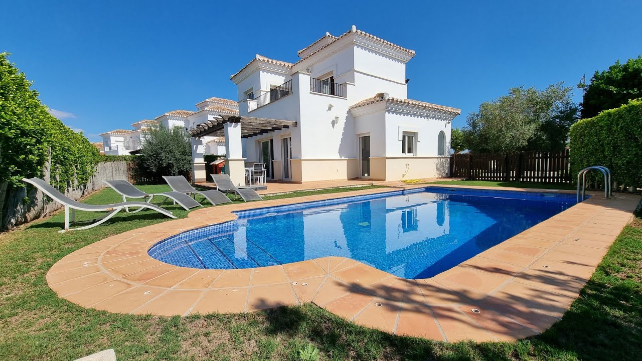 La Torre Golf Resort 3 Bed Villa on big plot & huge pool..all day sun, fully furn Full AC  264,995€