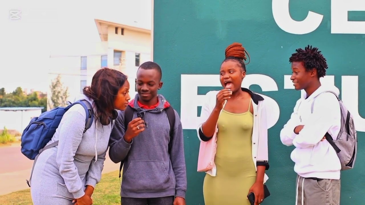Conversa com estudantes de liceciatura em Inglês da UEM.