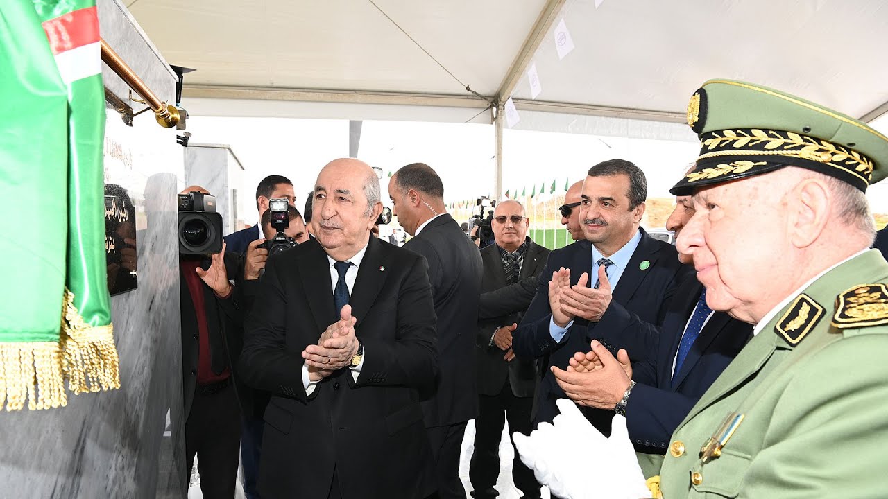 رئيس الجمهورية يدشن مصنع تحلية مياه البحر 