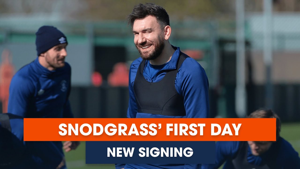 MEDICAL, TRAINING AND PICTURES | Robert Snodgrass' first day at Luton Town! 🙌