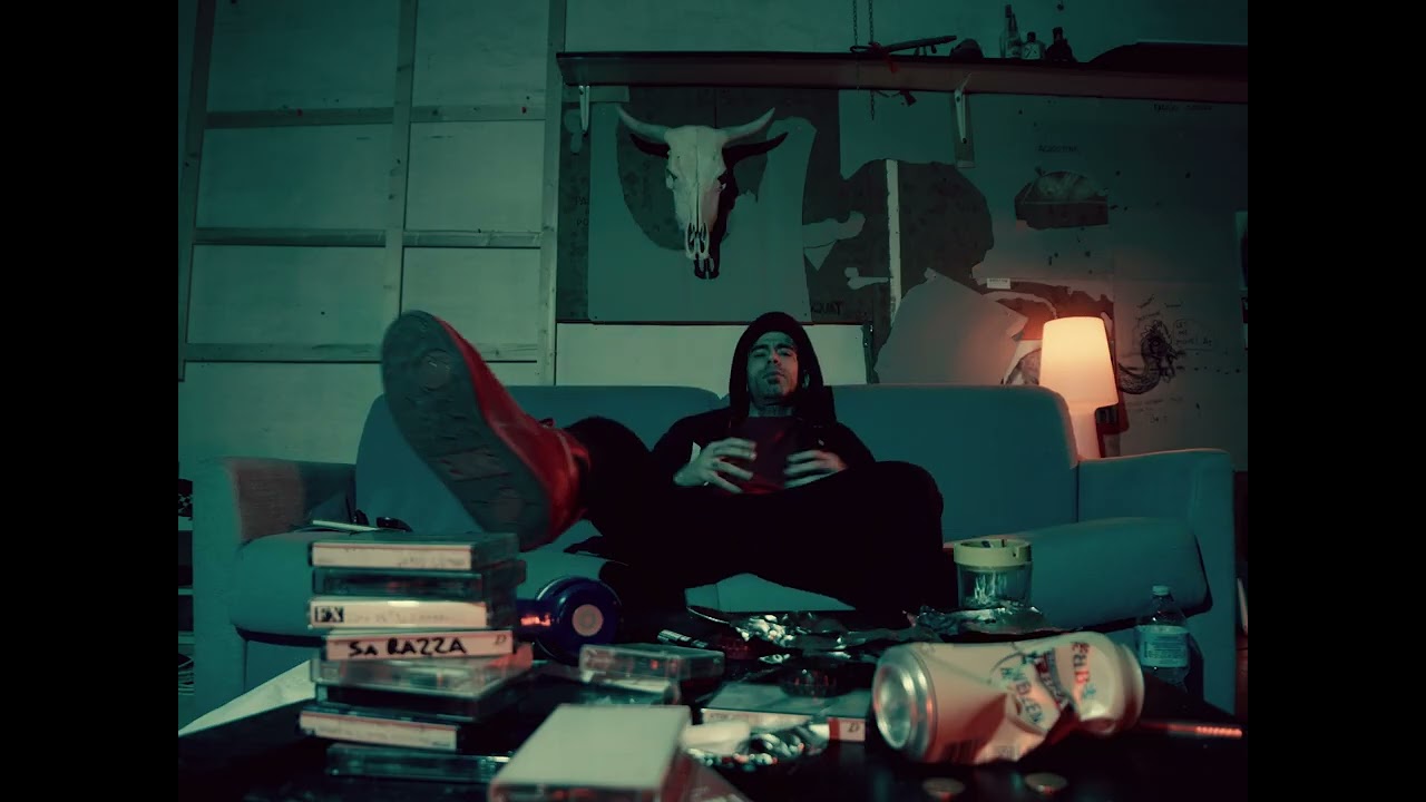 KXLLMAURX - Fuori dal bar feat Sa Razza (Visual video)