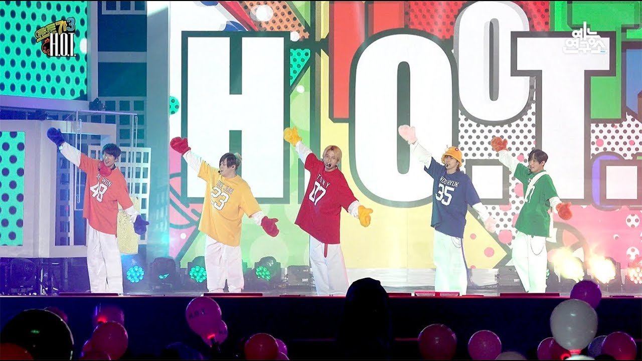 [예능연구소 직캠] H.O.T. 캔디 @무한도전 토토가3_20180215 Candy H.O.T. in 4K