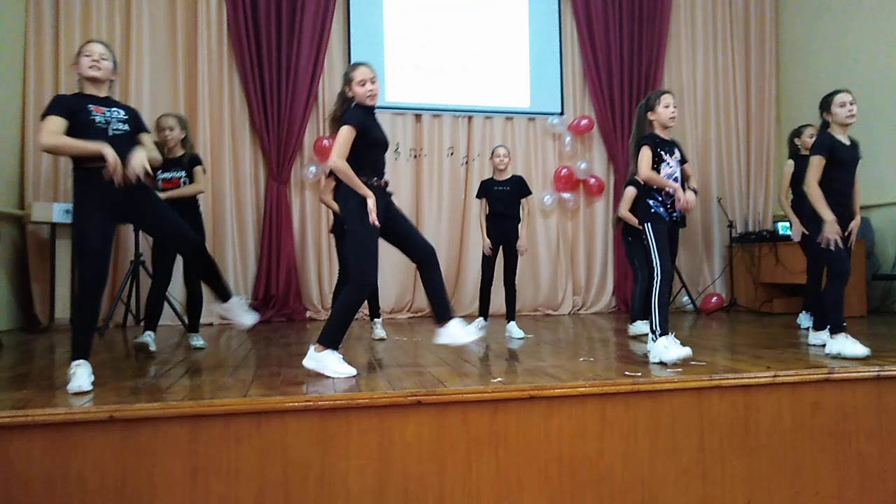Современный флешмоб от 6к класса