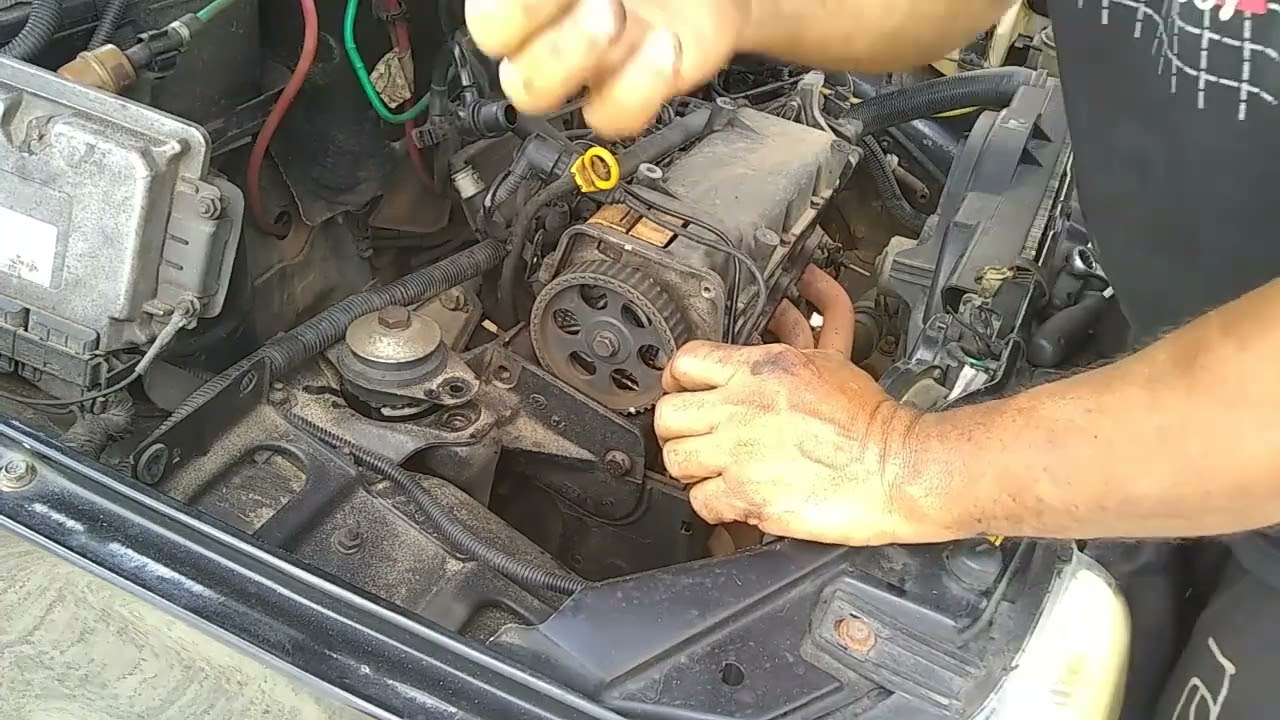 trocando bomba d'água correia dentada e elástica tensor do Fiat uno fire 1.0 2008 (@na profissão 🛠️)