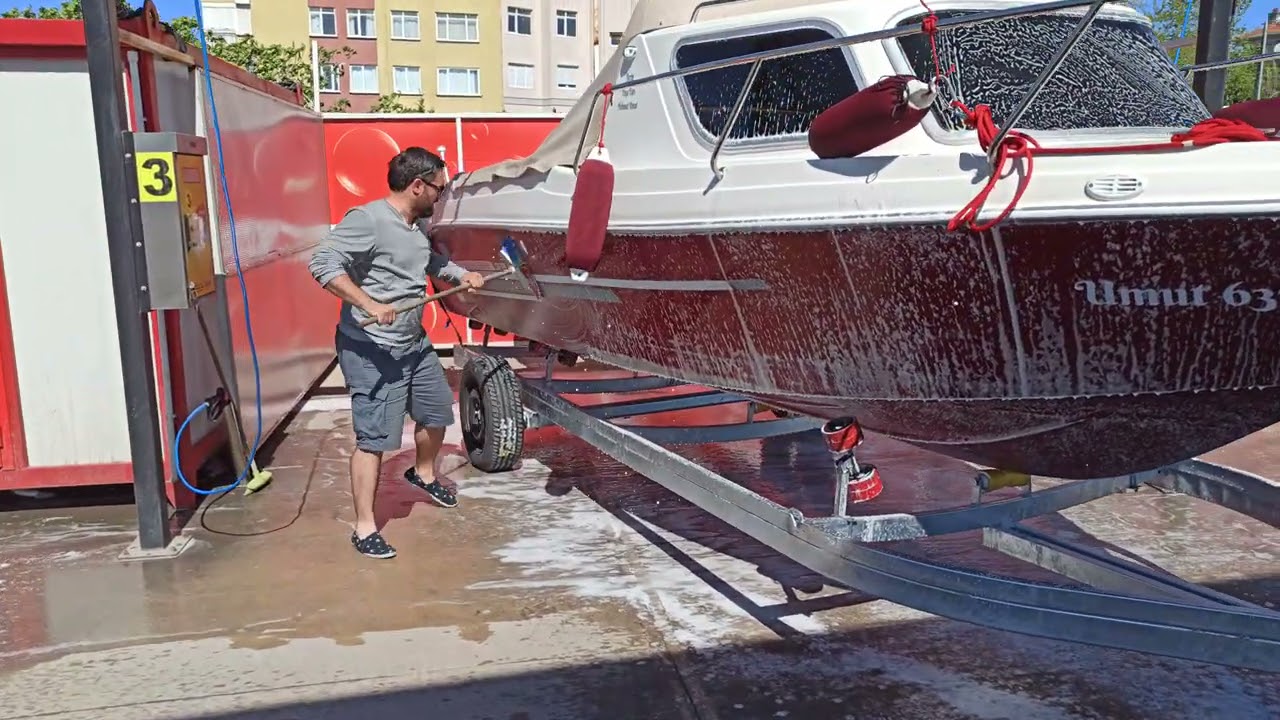 Safter 630 Cabin Cruiser tekne alt temizliği ve bakıma hazırlık, tuzlu sudan arınıyoruz Tekne yıkama