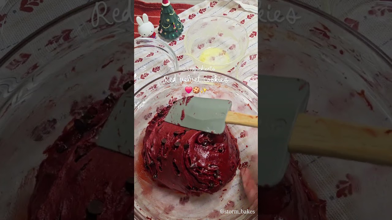 Easiest and quickest red velvet cookie recipe! 💌🍪 