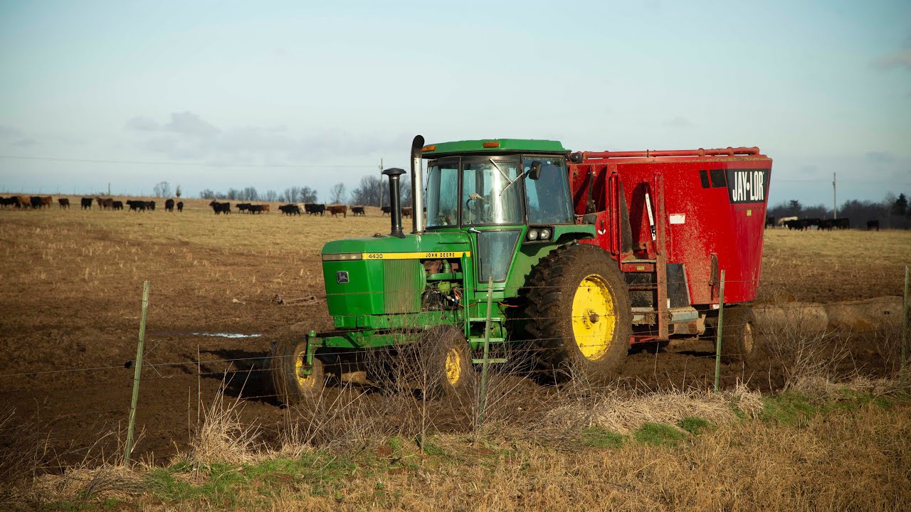 Backgrounding with a Jaylor 5575: TMR Mixer allows Richard to up capacity without extra real-estate