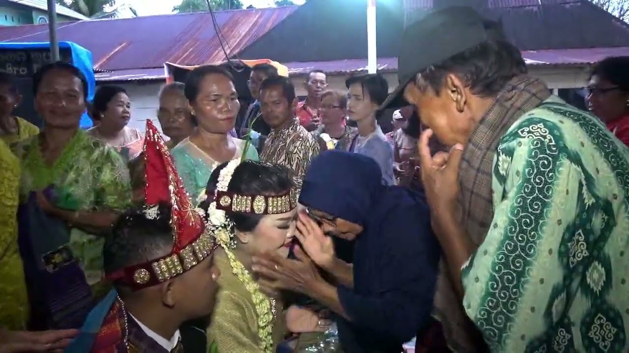 SURLE DI SURLE - POS NI UHUR MAI - TARAGADINGDANG - TABODO DEKKE NANIURA | Wedding Arnold & Friska