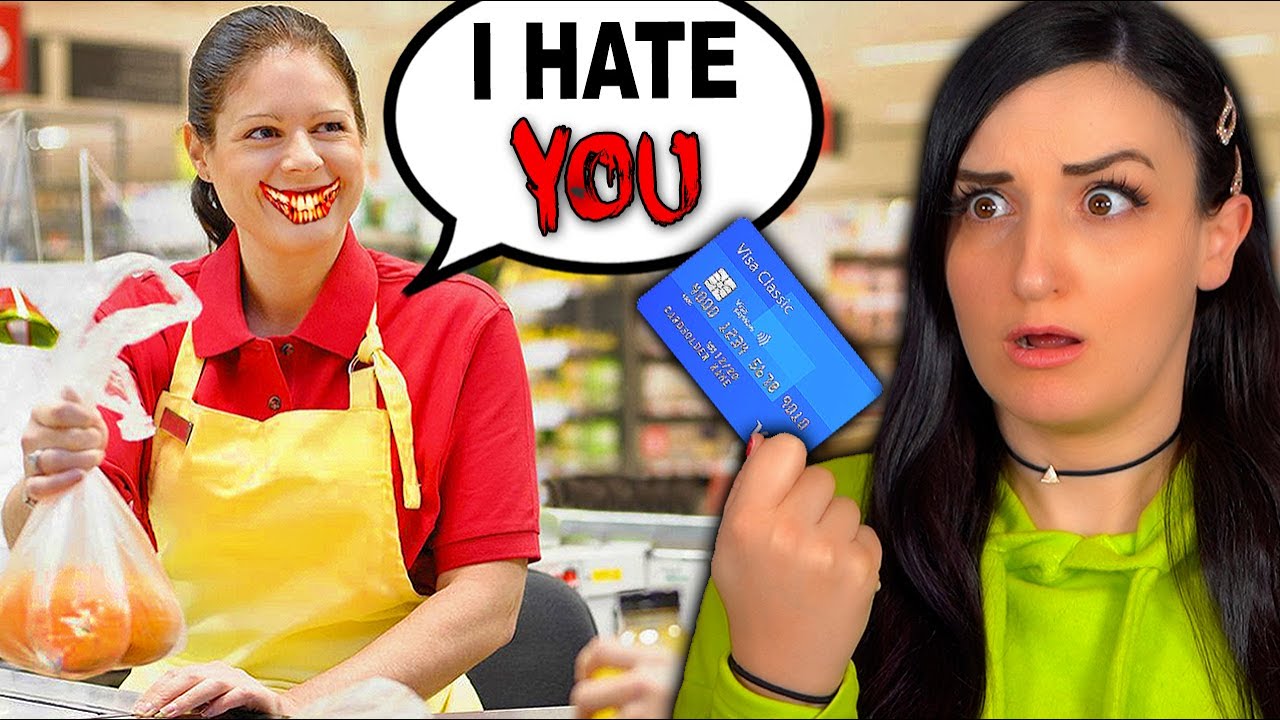 Я пытался пойти за продуктами... но кассир был жутким