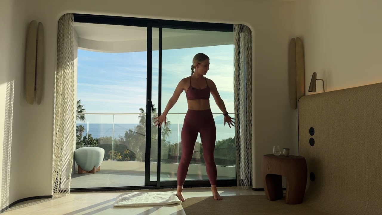 30 MIN FULL BODY PILATES WORKOUT - FRENCH RIVIERA -Beginner Friendly (no equipment)