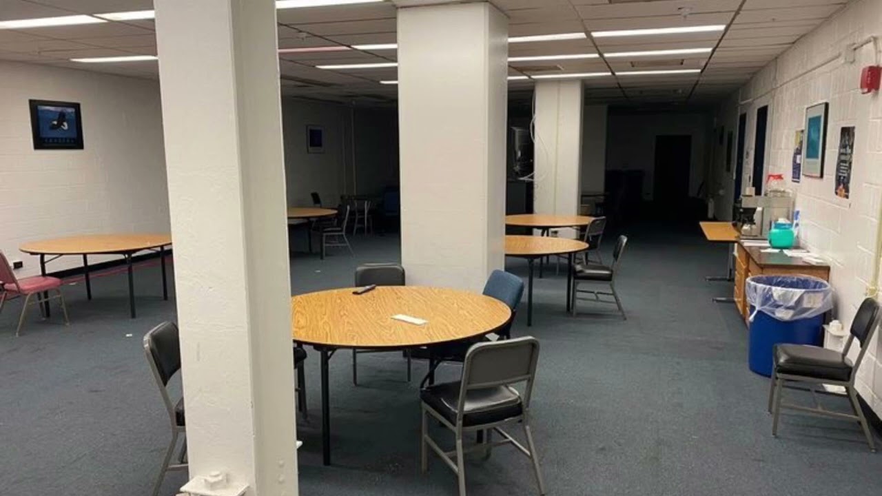 liminal spaces with minecraft cave sounds 2