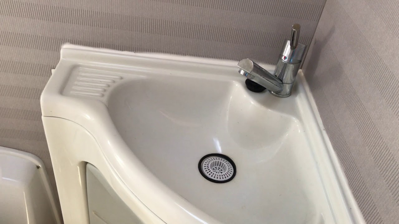 P608 Pilote Mooveo 3 Berth Fixed Bed Motorhome