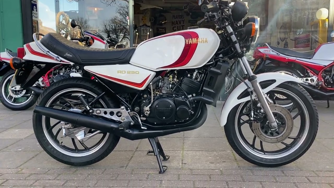 Yamaha RD250 LC