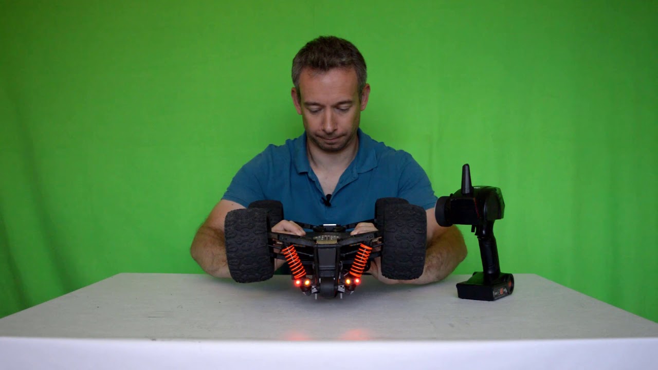 Comment régler sa direction de voiture RC ? (Modèlisme)