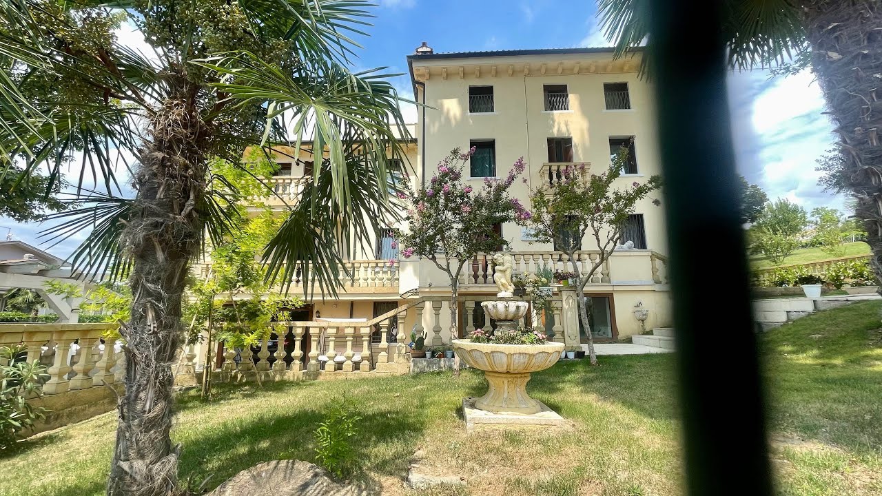 Villa Liberty a Sarcedo (VI)