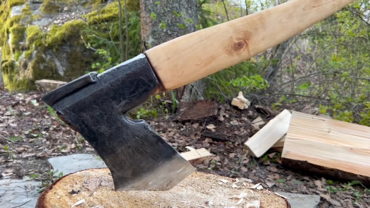 Restoring an Old Finnish Kellokoski Axe