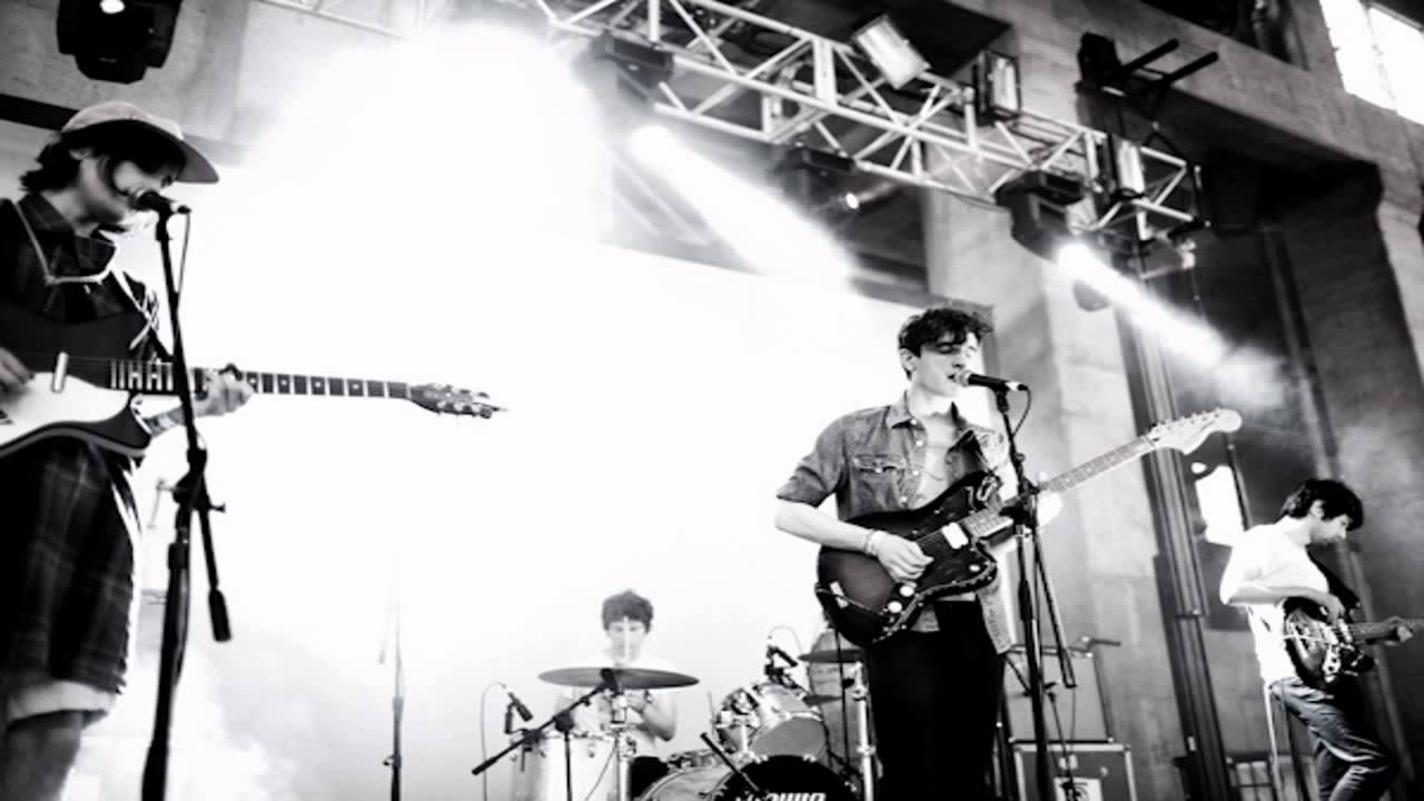 Beach Fossils - Alison   [Slowdive  cover]