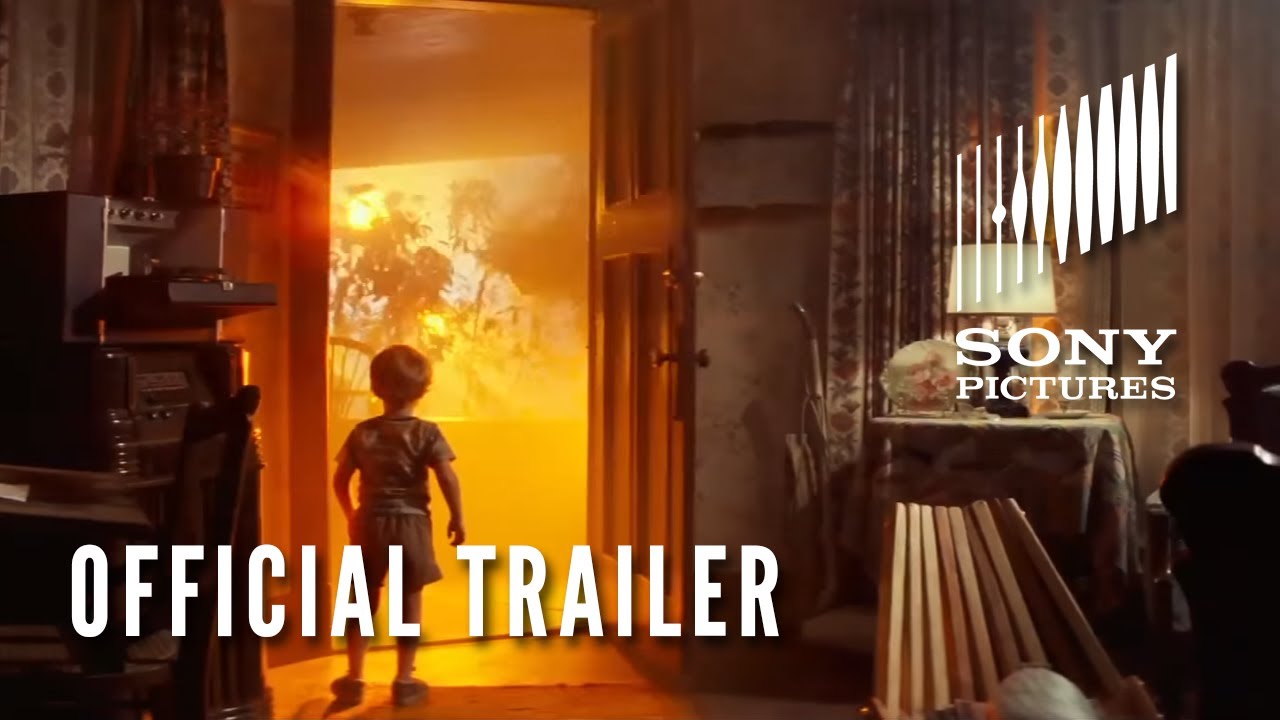 CLOSE ENCOUNTERS OF THE THIRD KIND - Official Trailer