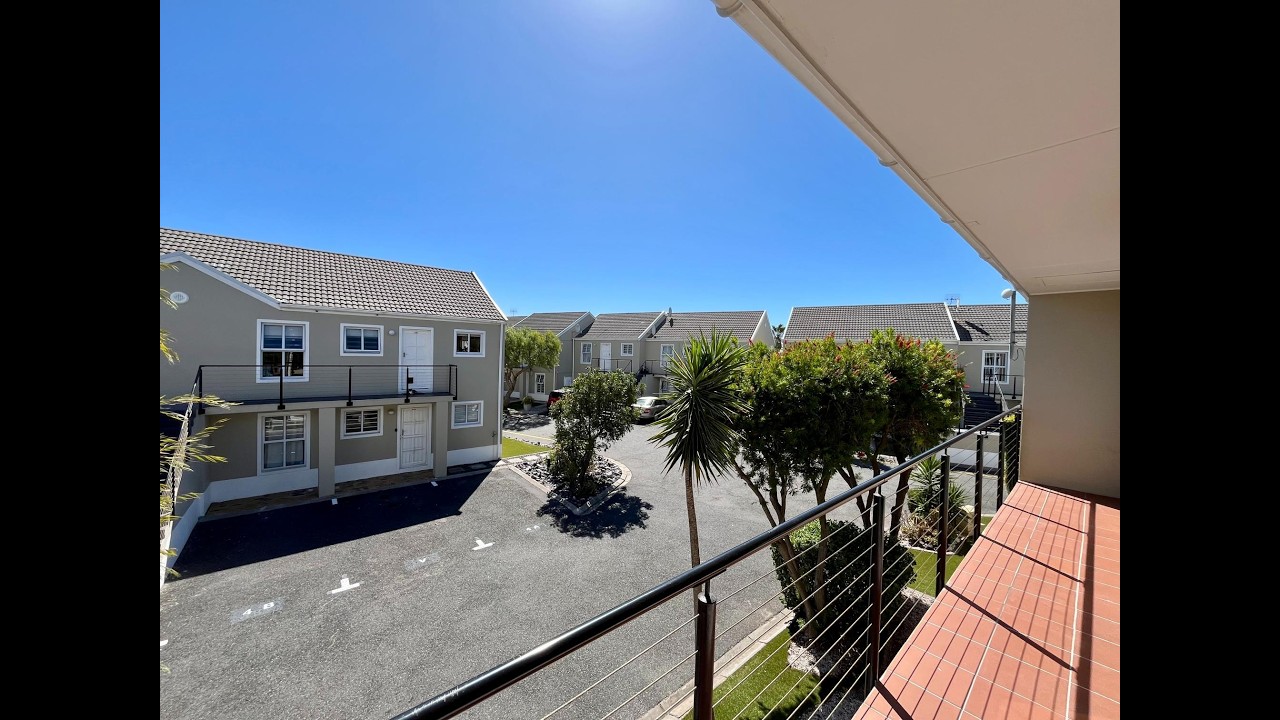 TO LET: 2 Bedroom Apartment in Blouberg Sands