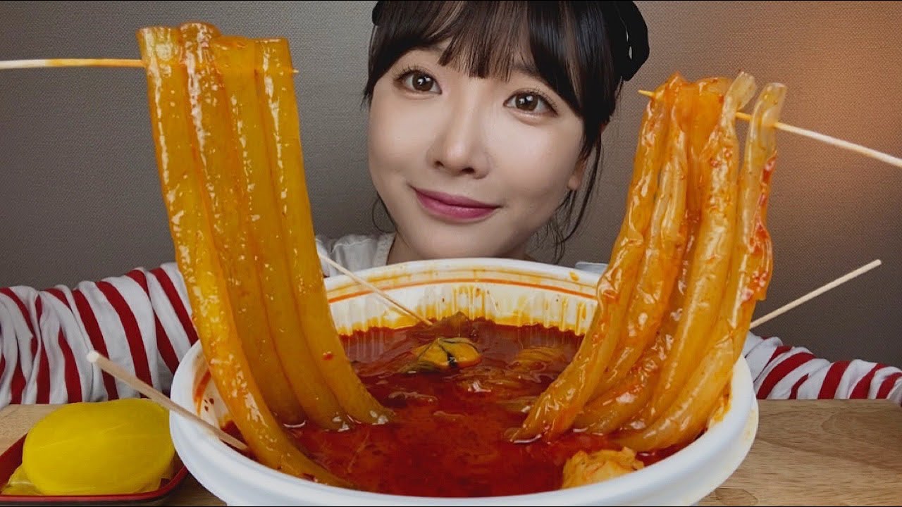 마라탕 속 뉴진면vs라이스페이퍼🔥