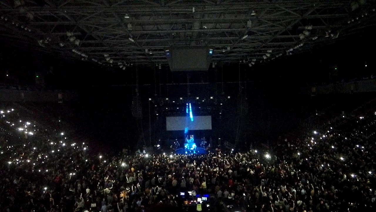 2CELLOS, With or without you - Arena Armeec