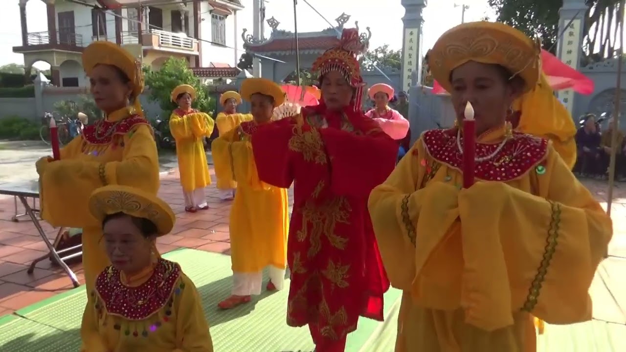 Giỗ Đức Vua cha Tại Đền Đậu : Thôn Tam Đa Xã Tống Trân : Tỉnh Hưng Yên