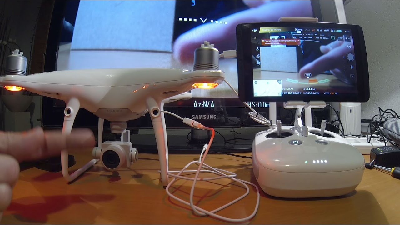 Installing the HDMI-module on the Phantom 4 Pro. Testing USB and HDMI-ports for lag.