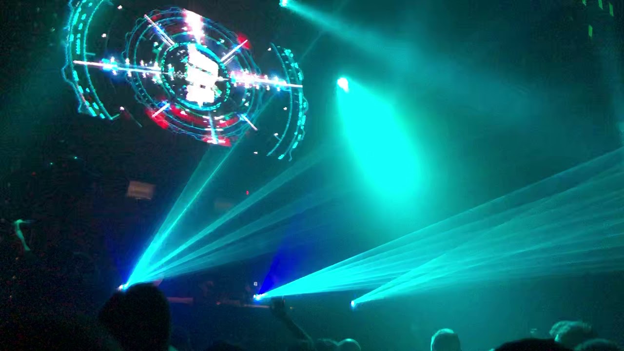 Paul Van Dyk @ Shine - B.B.E. - Flash (Paul Van Dyk Live Edit)