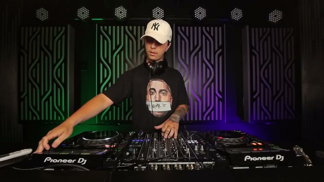 ARTH @ ZN Academy - TECH HOUSE