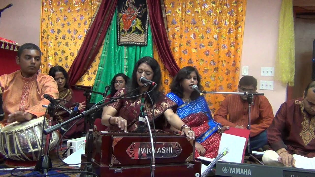 Vishalakshi Devi - Durga bhajan by Manisha Pathak & Group