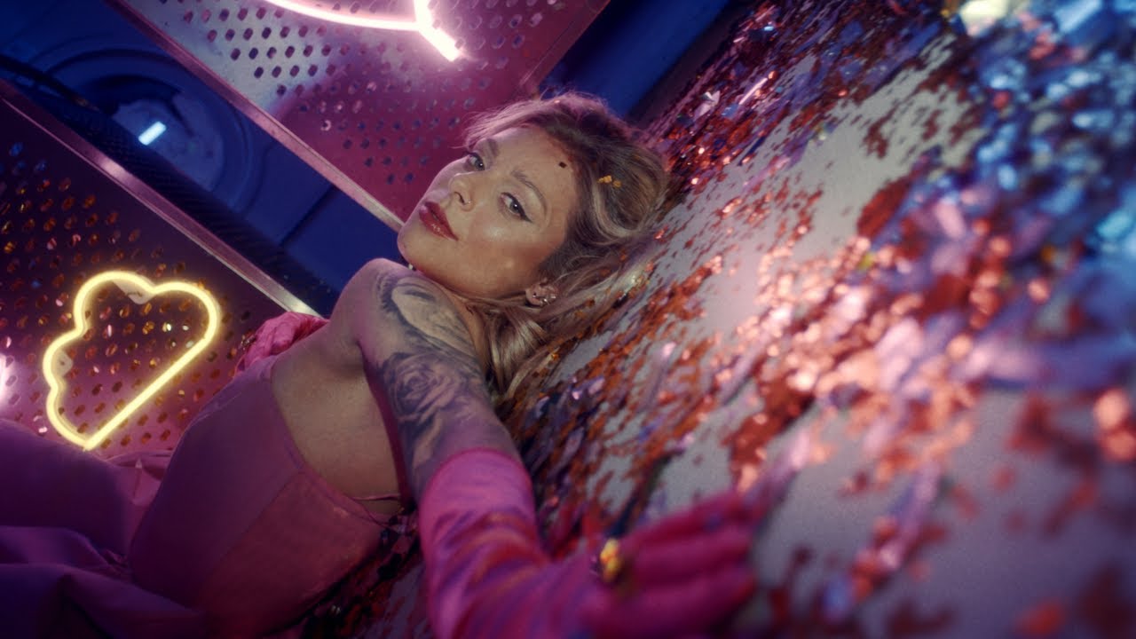 VICTORIA - bloom (Official Music Video)