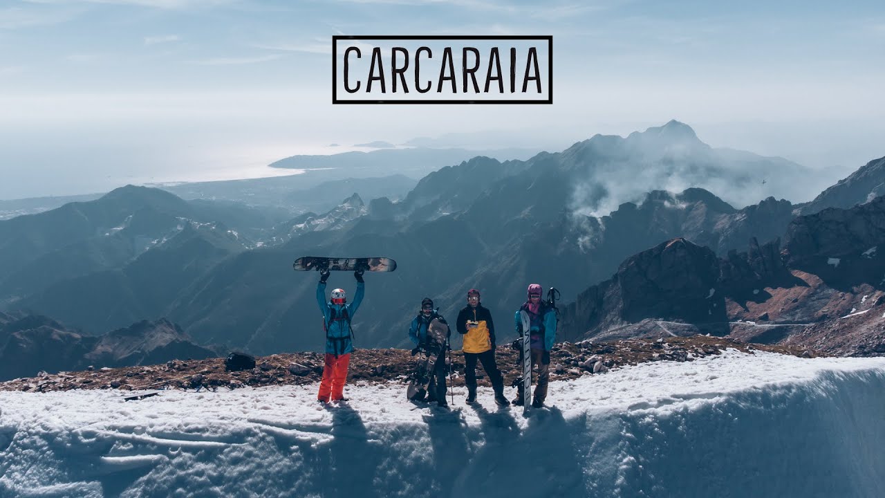 CARCARAIA - Splitboard vista mare a fine Aprile sulla Tambura, nelle Alpi Apuane
