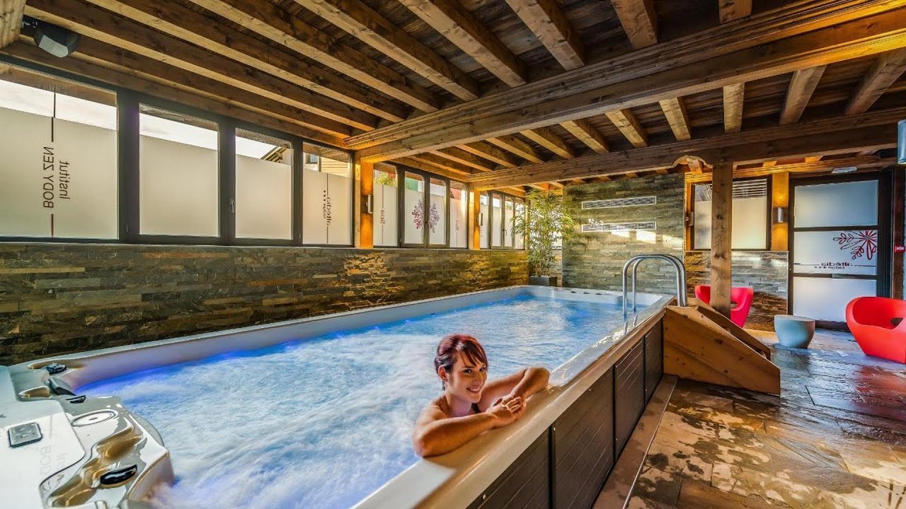 La Maison Rouge, Chamb&eacute;ry, France | Travel With Sheenu