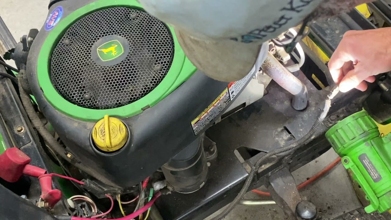 Перегорание предохранителей на газонокосилке John Deere LA110. Как найти замыкание на массу.
