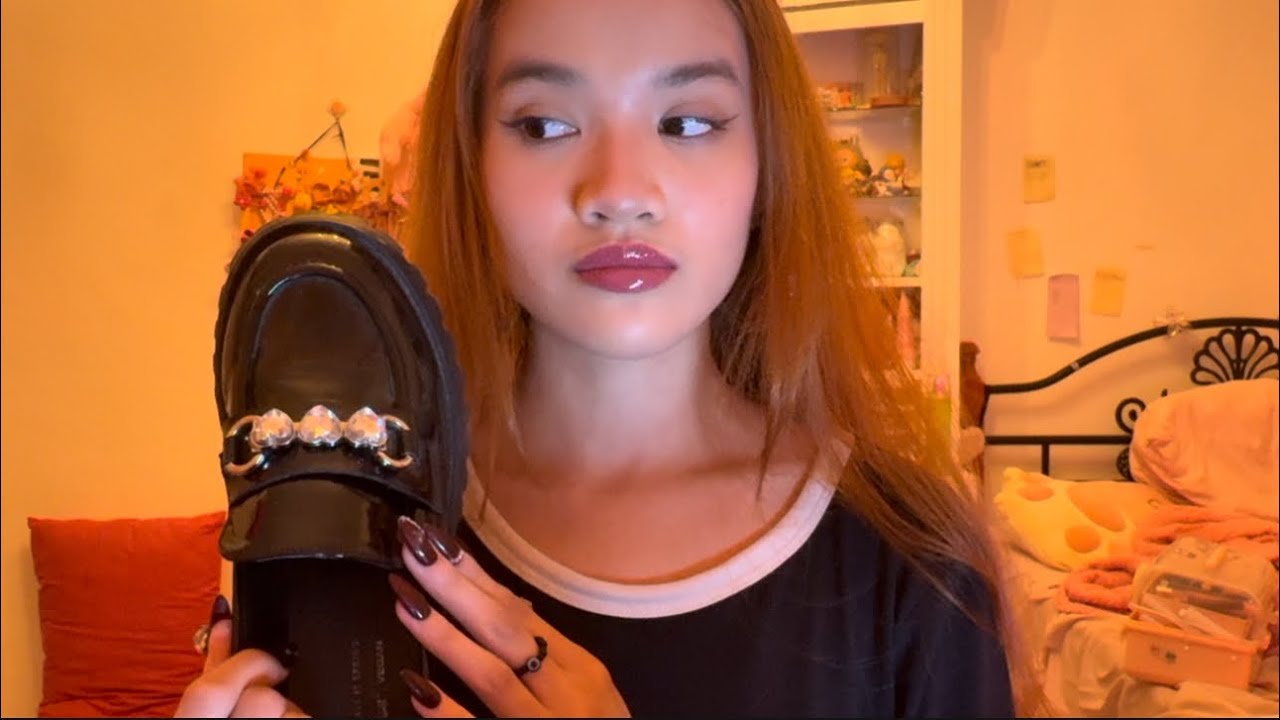 Showing you some of my BLACK stuff before the video cuts🤷‍♀️ #black #asmrtriggers #asmr 