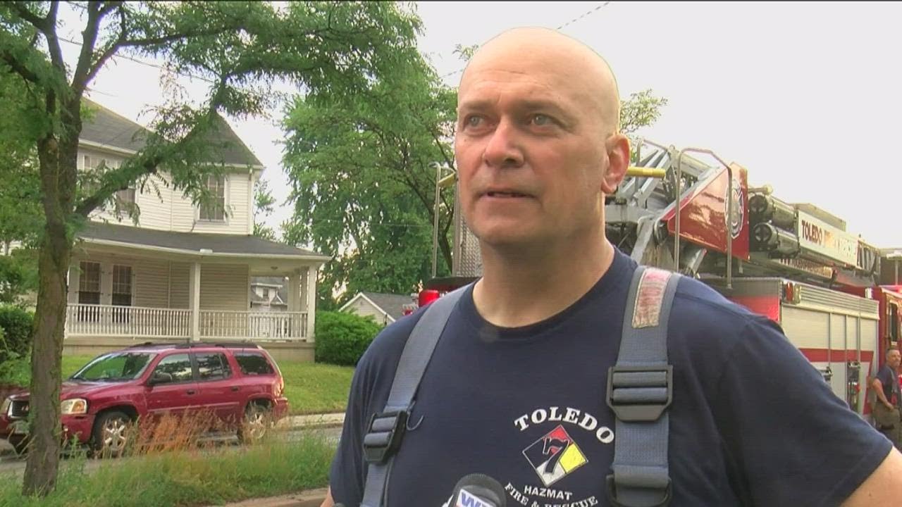 Toledo Fire & Rescue Department captain enters retirement while fighting house fire