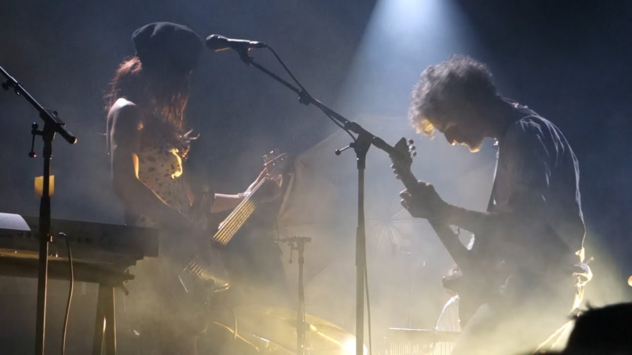 Blonde Redhead - Melody of Certain Three &ndash; Live in San Francisco