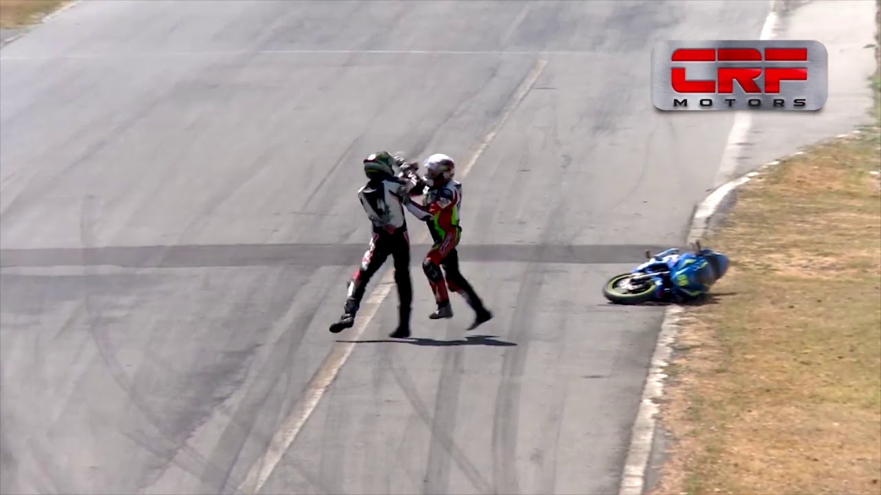 2 pilotos s&atilde;o suspensos por causa de briga durante corrida
