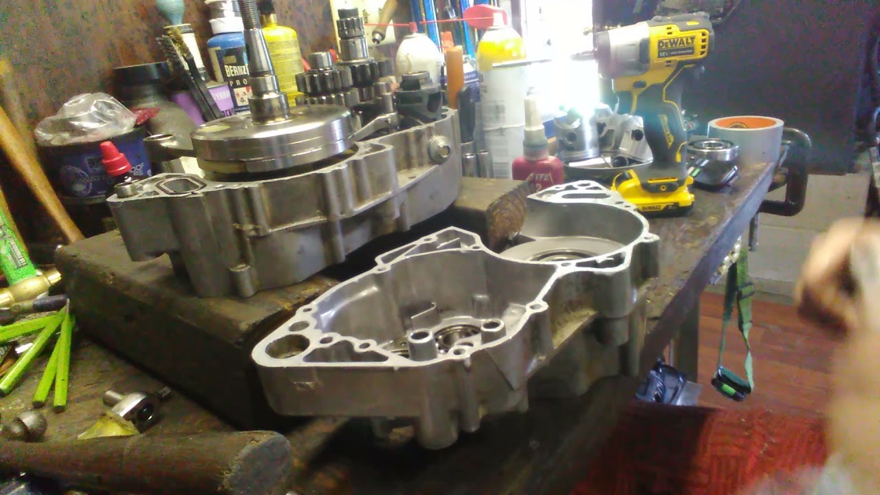 yz250 case assembly and crank centering 🔧🔧