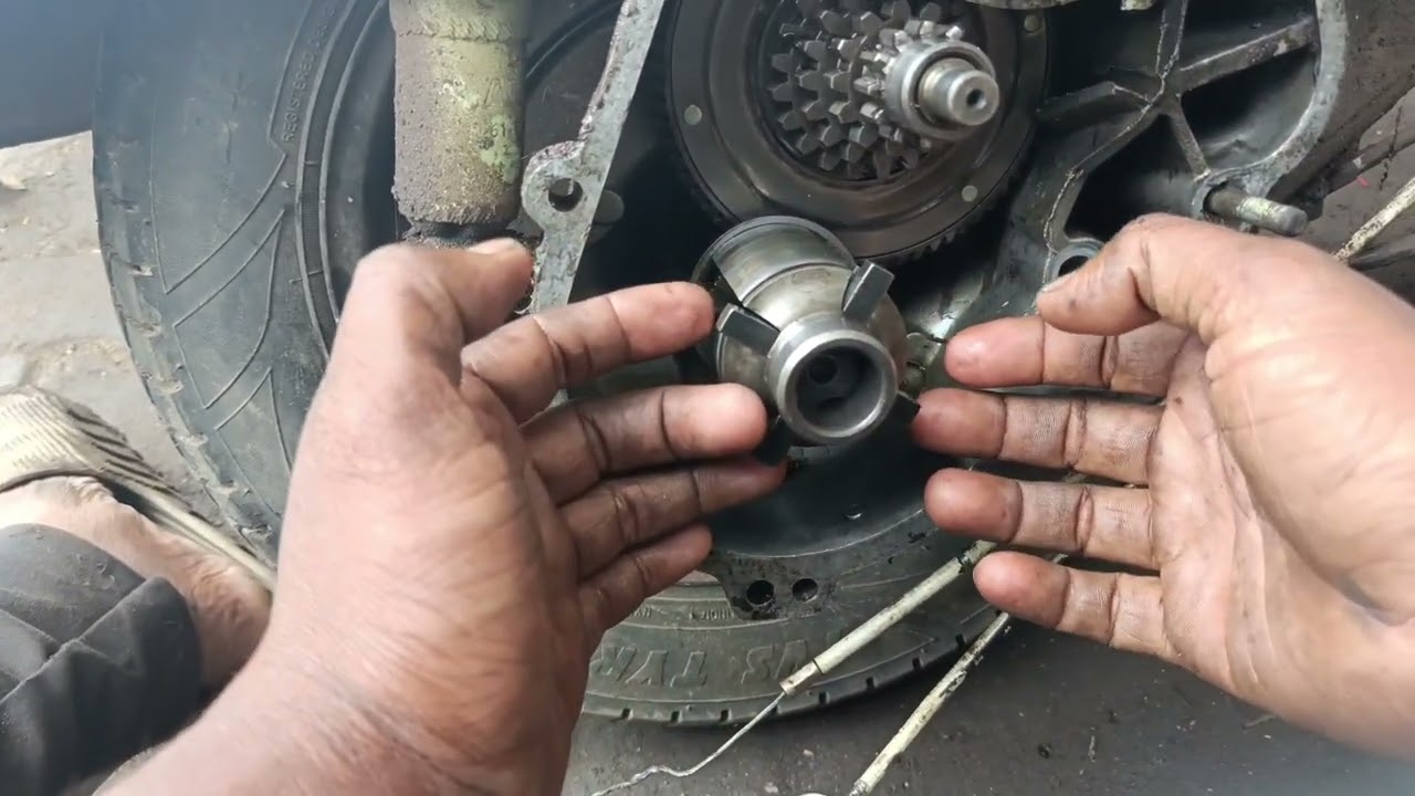 how to Bajaj chetak engine restore#trending#viralvideo#youtube#monitezation #repair#learning