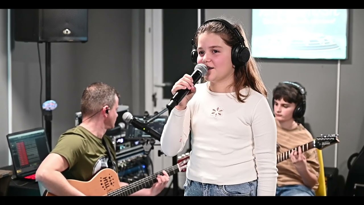 Nicol - Acasă (Cover)