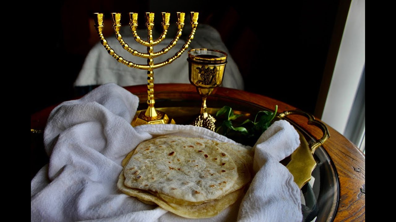 Unleavened Bread Recipe | How to make Matzah for Passover | Chag Hamatzot | Matzo Recipe