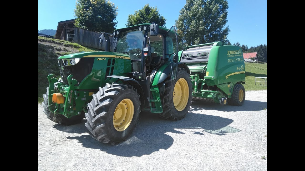 3x John Deere bei der Heubergung