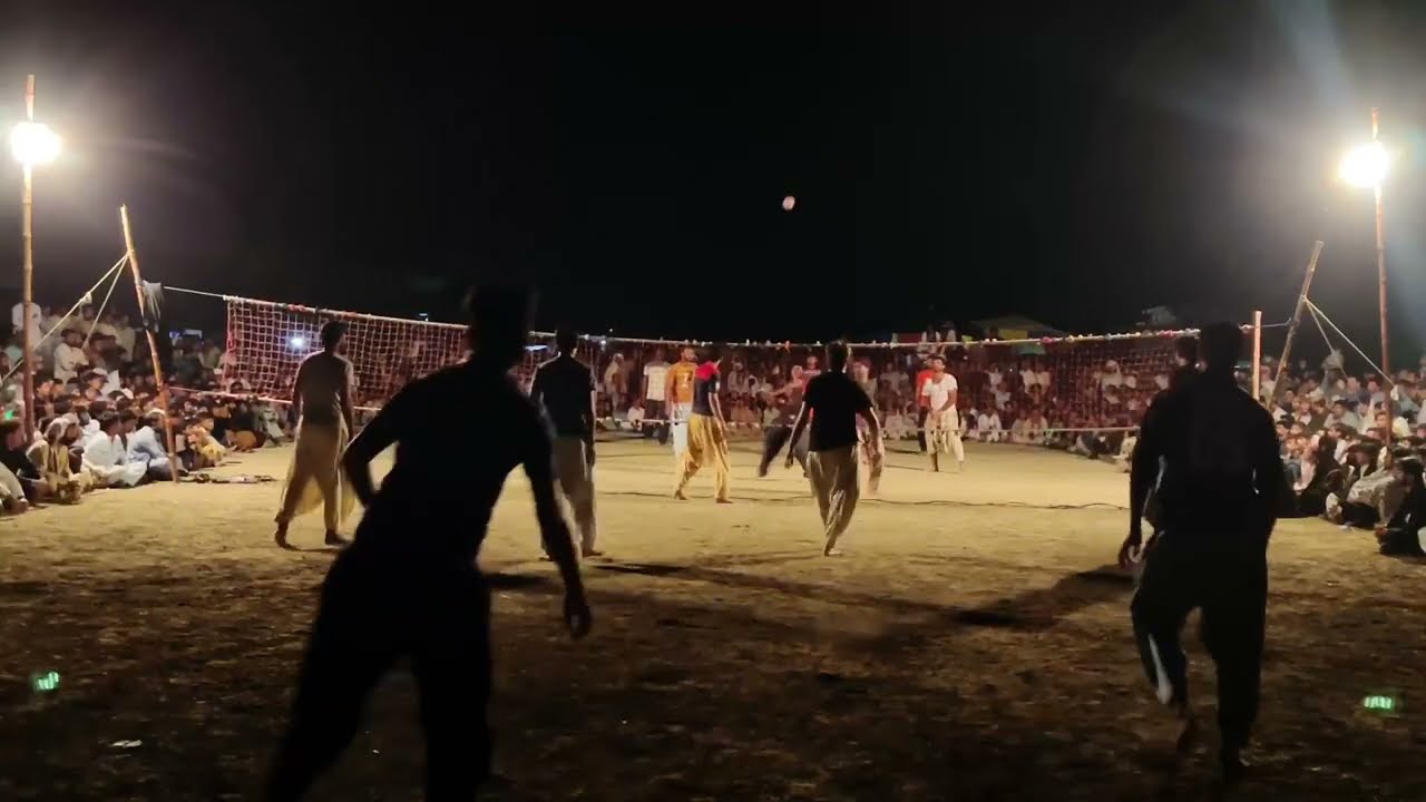 volleyball match Tariq jalbani Vs kashi taunsa shadan lund match part 1