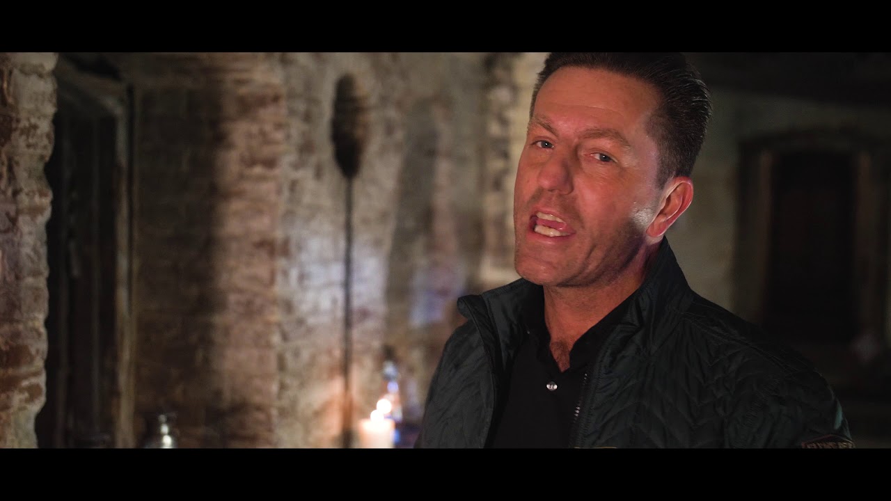 Vester Weert - Laat me zien - Official Videoclip